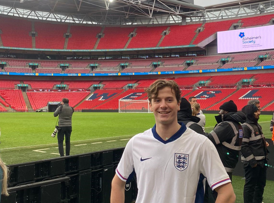 Picture of Bright Network member Christopher smiling