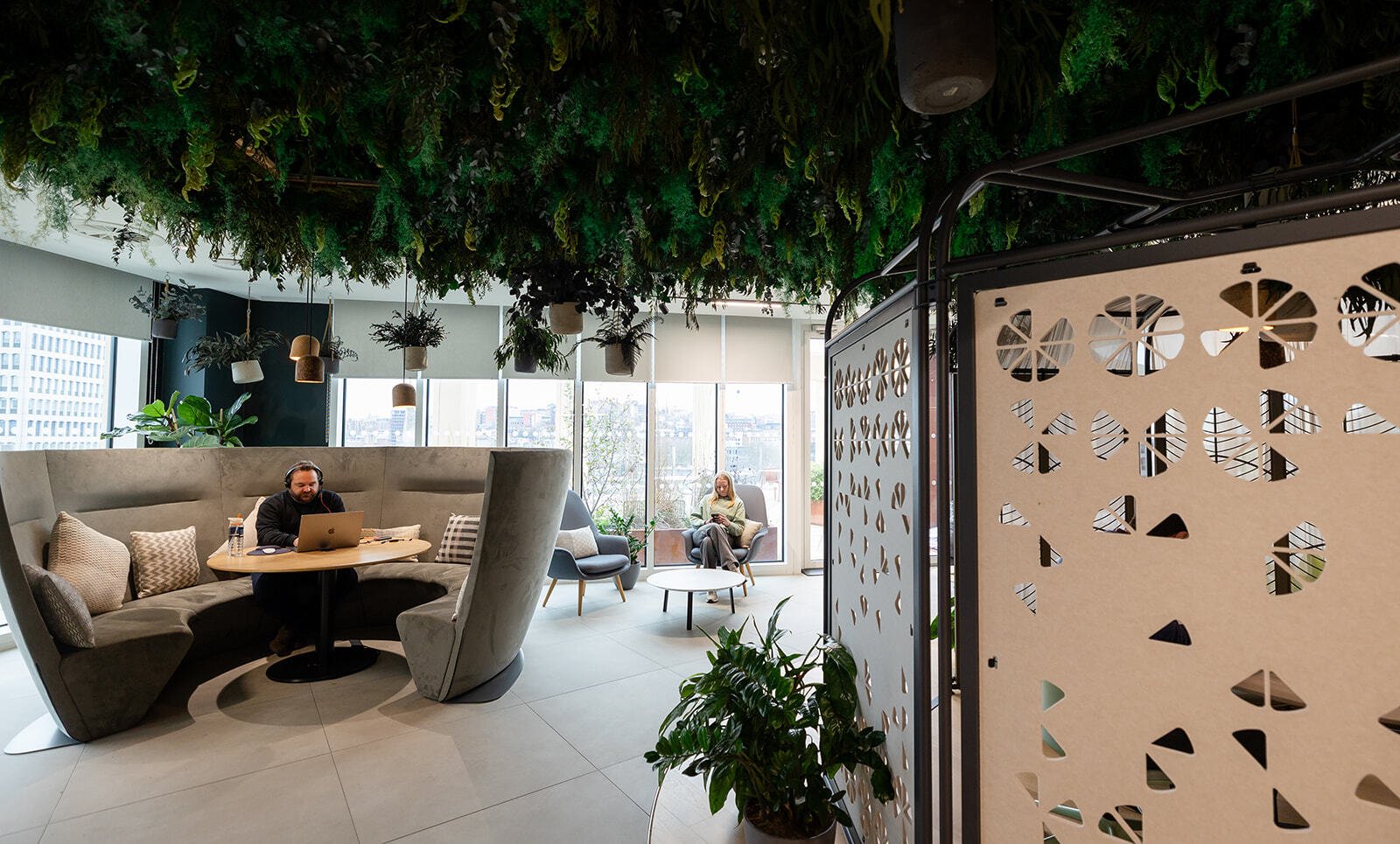 Rebecca Faith Photo-1095